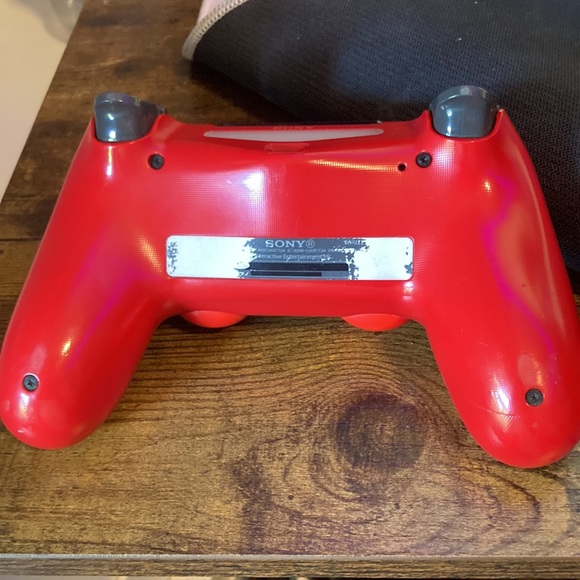 PS4 controller red - Picture 2 of 4